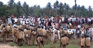 Bhubaneswar, Orissa. Date: 01/04/2008. Police in Balitutha posco project area is chasing anti Posco activists on Tuesday. Photo: By special arrangement.