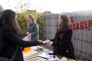 Plantation avec Vandana Shiva, pour Solidarité dans le cadre de COP 21 le 5 décembre 2015.