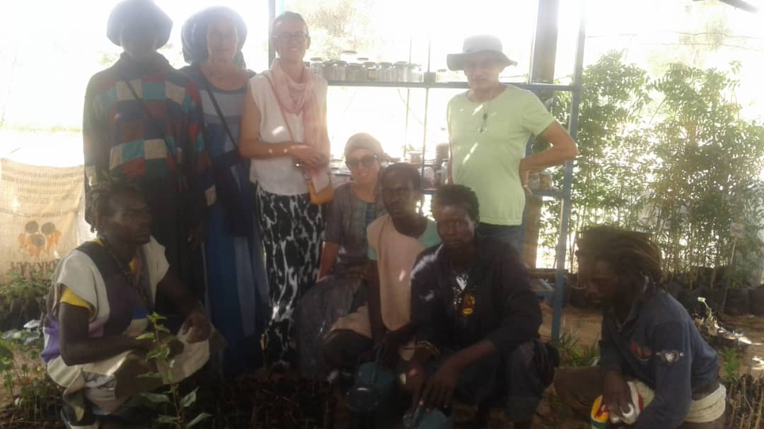 Marina Poiroux visite la pépinière du projet Biofermes Sénégal 